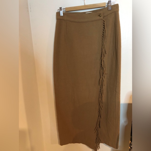 United Colors Of Benetton Dresses & Skirts - United Color of Betton wool midi skirt size 46 EU